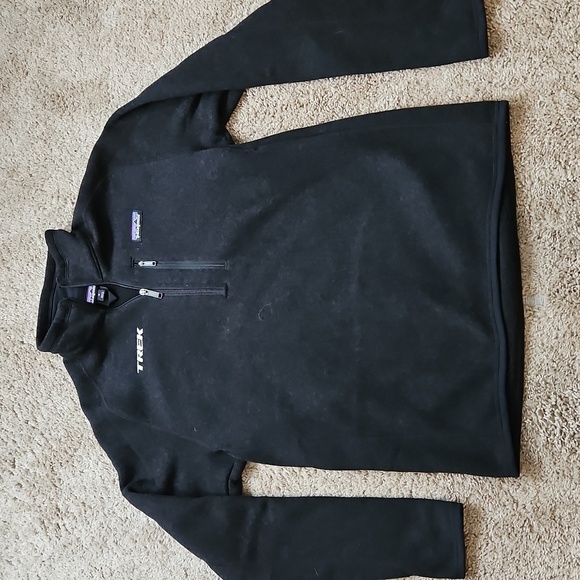 Patagonia long sleeve sweater, Trek logo on right chest, size M - Picture 1 of 8